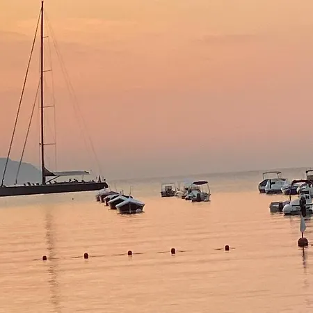 Beachfront, Seaview And Terrace - Portofino Gulf * 圣米歇尔迪帕加纳