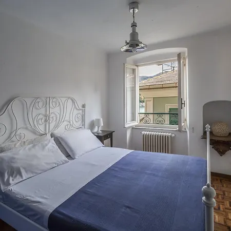 Apartment Beachfront, Seaview And Terrace - Portofino Gulf San Michele di Pagana